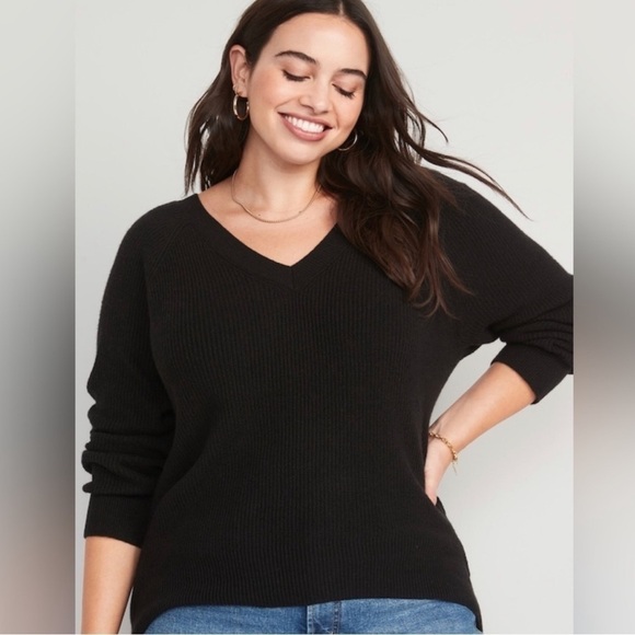 NWT! Women’s Black V-Neck Shaker-Stitch Cocoon Sweater - Multiple Sizes - Picture 5 of 8